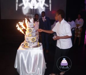 Wedding cake Show